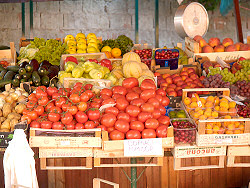 Reisebericht - mit tuifly.com nach Mali Losinj in Kroatien - das Angebot des neuen Obstmarktes in Mali Losinj im Detail