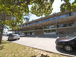 Reisebericht - mit tuifly.com nach Mali Losinj in Kroatien - das Flughafenterminal des Flughafen von Rijeka auf der Insel Krk