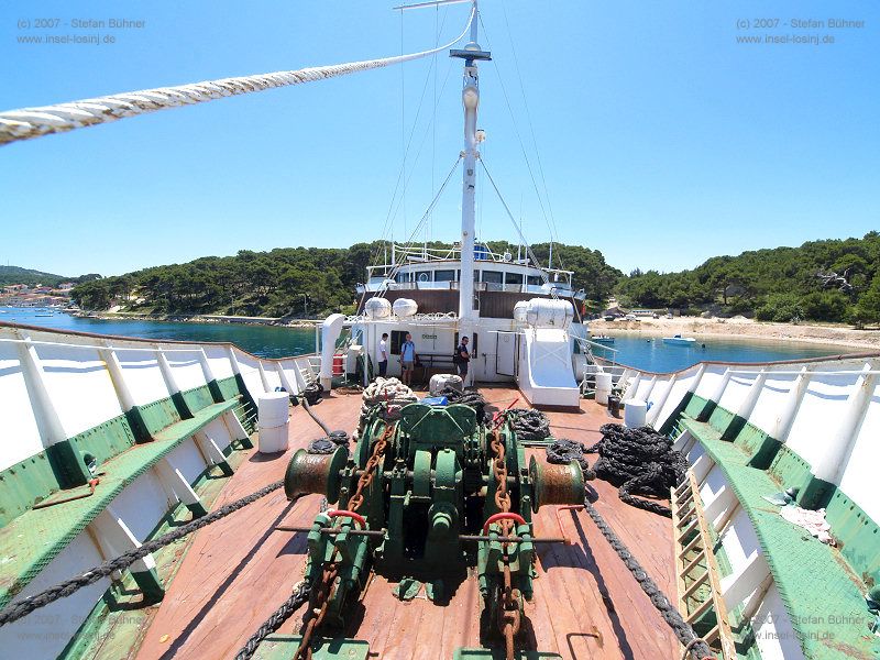 das Motorschiff Marina im Hafen von Mali Losinj in Kroatien