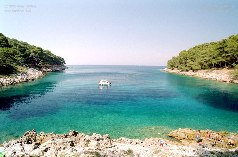 die Schwarze Bucht zwischen Veli Losinj und Mali Losinj